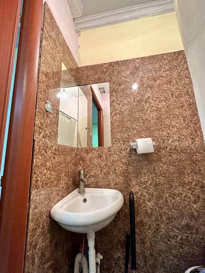 エレバンVahe'S Family Guests Houseアパートメント エクステリア 写真